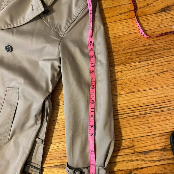 Beautiful vintage Pierre Cardin trench coat in great condition size B42 (SM) - Picture 10 of 16